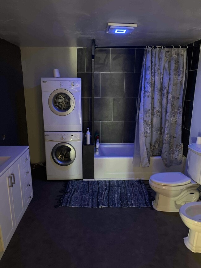 property at 220 W 7th Ave