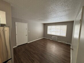 Robin's Nest Apartments in North Randall, OH - Building Photo - Building Photo