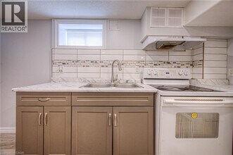 169 Bruce St in Kitchener, ON - Building Photo - Building Photo