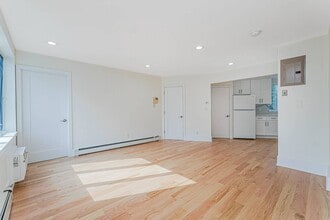 2022 E 53rd St in Brooklyn, NY - Building Photo - Building Photo