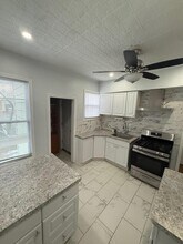 231 Ege Ave in Jersey City, NJ - Building Photo - Building Photo