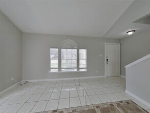 19910 Faye Oaks Dr in Humble, TX - Building Photo - Building Photo