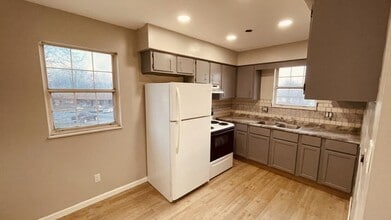 1440 Villa Ct in Middletown, OH - Building Photo - Building Photo