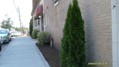 Pineda Apartments in Elizabeth, NJ - Building Photo - Building Photo