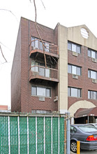 55-14 111th St in Corona, NY - Building Photo - Building Photo