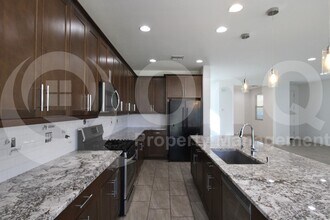 9117 W Sells Dr in Phoenix, AZ - Building Photo - Building Photo