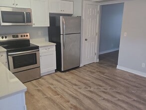 308 Heustis St in Yorkville, IL - Building Photo - Building Photo