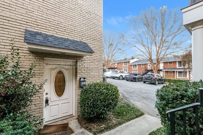 property at 869 Briarcliff Rd NE