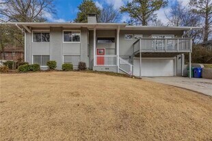 2919 Alameda Trail in Decatur, GA - Building Photo