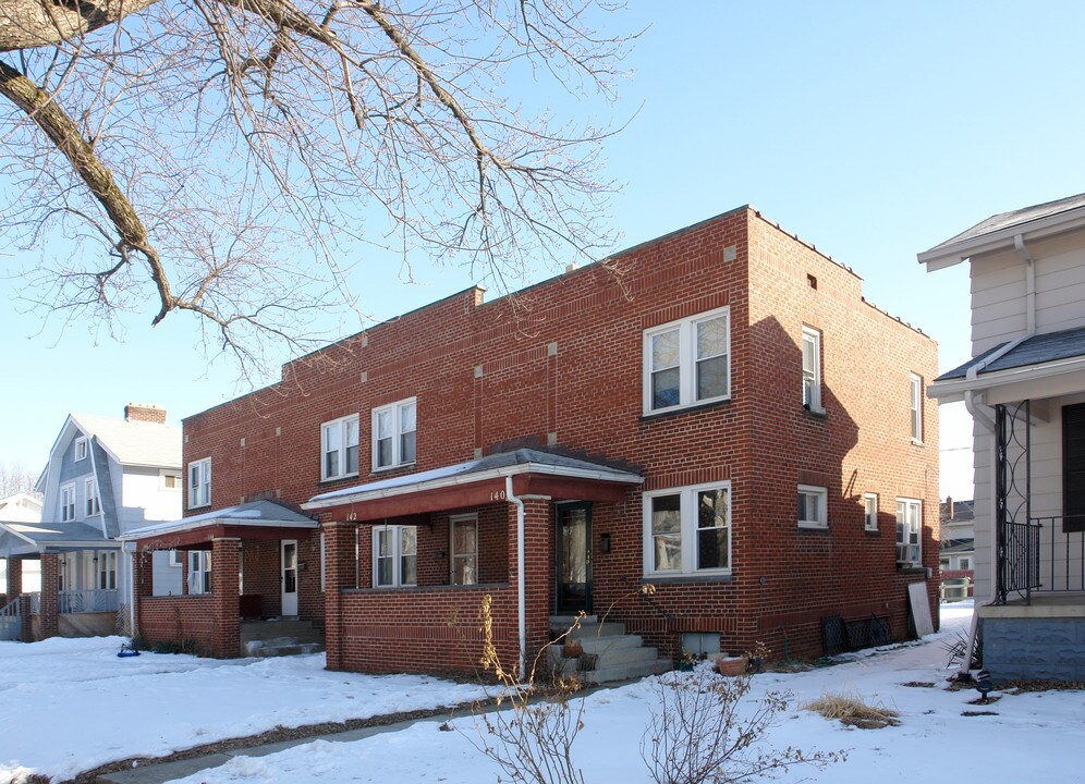 140-146 N Roys Ave in Columbus, OH - Building Photo