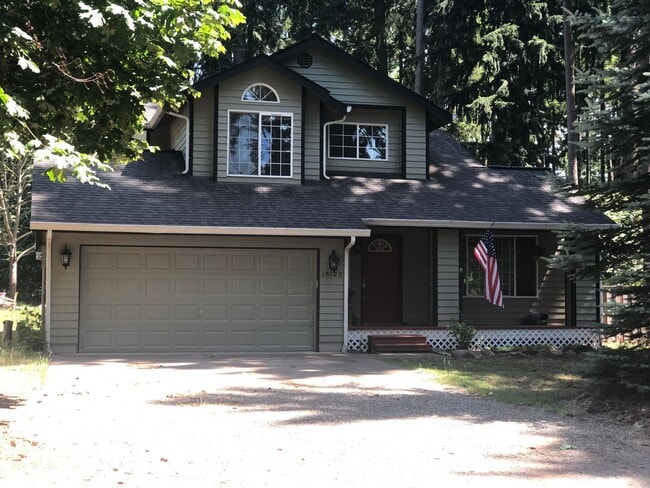 property at 18122 Upland Dr SE