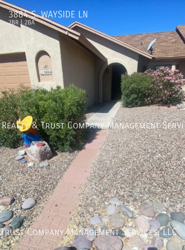 3884 S Wayside Ln in Tucson, AZ - Building Photo - Building Photo