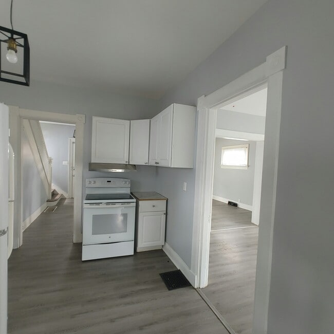 property at 232 S Findlay St