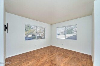 4508 Apricot Rd in Simi Valley, CA - Building Photo - Building Photo