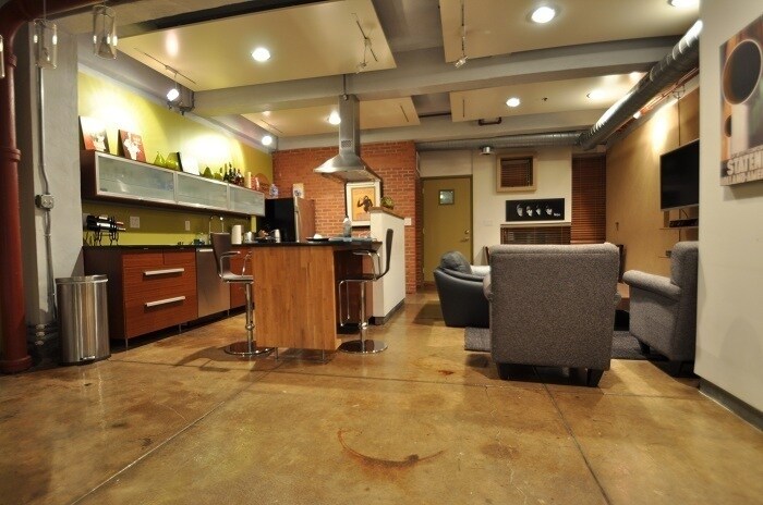 1216 Chestnut St in Philadelphia, PA - Building Photo
