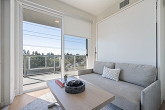 5875 Interceptor St in Los Angeles, CA - Building Photo - Building Photo