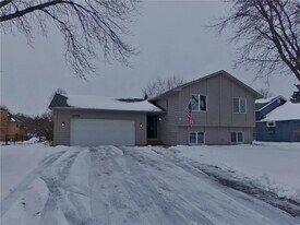 14885 Crandall Ave. in Rosemount, MN - Building Photo