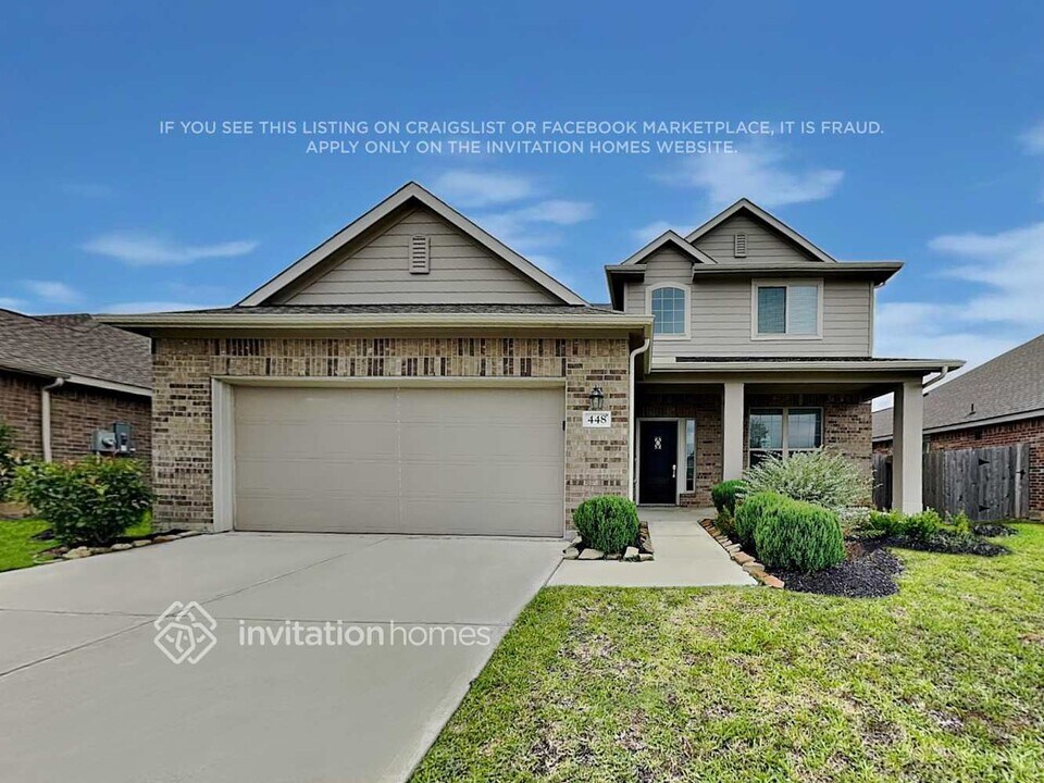 448 Pecan Landing Ln in La Marque, TX - Foto de edificio