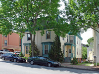 208-210 High St in Portland, ME - Foto de edificio - Building Photo