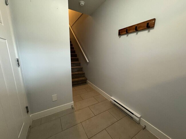 11305 240 St in Maple Ridge, BC - Building Photo - Building Photo