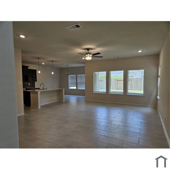 7971 Cypress Country Dr in Cypress, TX - Foto de edificio - Building Photo