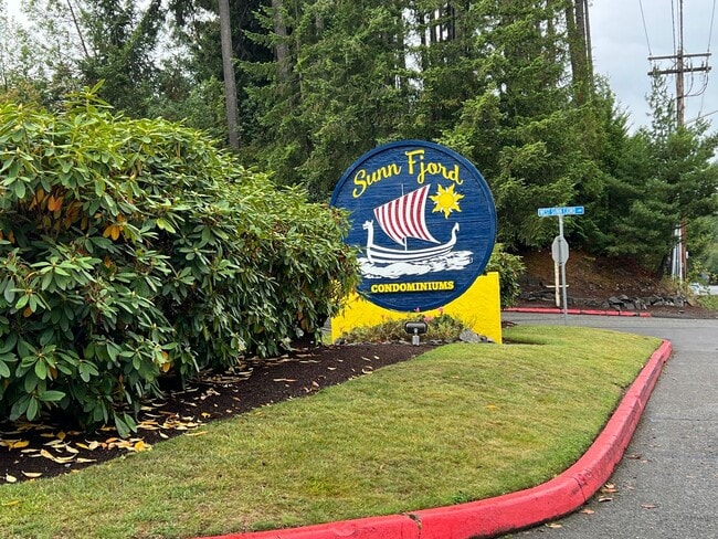 property at 1710 W Sunn Fjord Ln