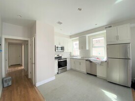 72 Spring St, Unit 3 in Cambridge, MA - Building Photo