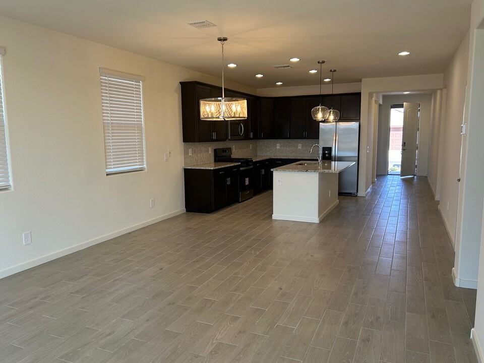 20520 N Candlelight Rd in Maricopa, AZ - Building Photo