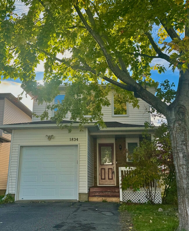 property at 1834 Duclos Ave