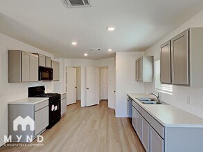 5233 Elrington Vly Ln in Porter, TX - Building Photo - Building Photo