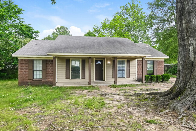 property at 6530 Castle View Cove