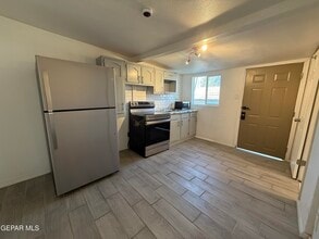 2805 Grant Ave in El Paso, TX - Building Photo - Building Photo