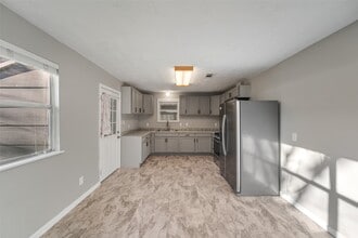 24011 Lenze Rd in Spring, TX - Building Photo - Building Photo