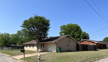 365 Cheyenne Dr in Stephenville, TX - Building Photo - Building Photo