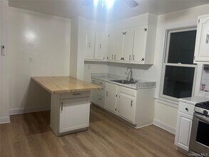 55 Grove St in Port Chester, NY - Building Photo - Building Photo