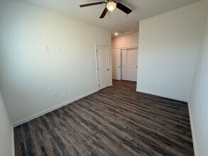 9007 Canyon St in Bakersfield, CA - Building Photo - Building Photo