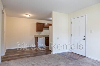 19534 Midland Trl in Ansted, WV - Building Photo - Building Photo