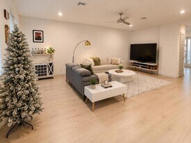 10924 Meris Ln in Austin, TX - Building Photo