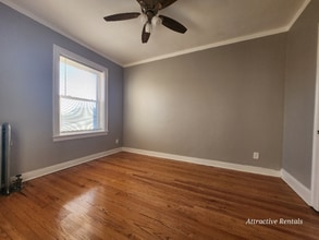 652 E 81st St in Chicago, IL - Foto de edificio - Building Photo