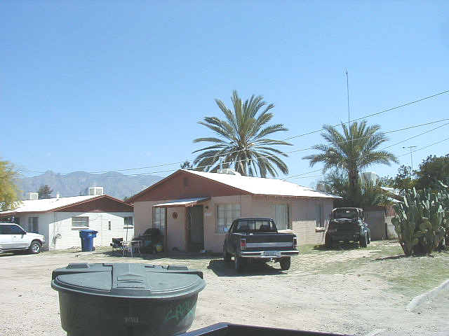 725-733 E Pastime Rd in Tucson, AZ - Foto de edificio