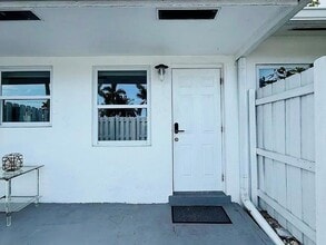 2023 NE 15th Ave in Wilton Manors, FL - Building Photo - Building Photo