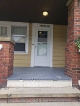 18606 Kewanee Ave in Cleveland, OH - Building Photo - Building Photo