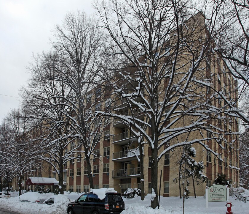 The Quincy in Mount Vernon, NY - Building Photo