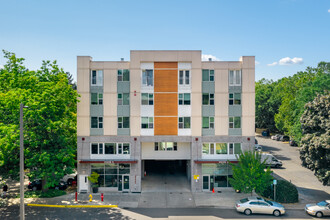 Vision 5 Apartments in Redmond, WA - Foto de edificio - Building Photo