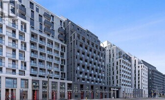 500 Wilson Ave in Toronto, ON - Building Photo