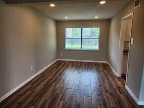 10146 Horseshoe Bend Dr in Houston, TX - Foto de edificio - Building Photo