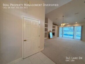341 Lake Dr in Ocala, FL - Building Photo - Building Photo