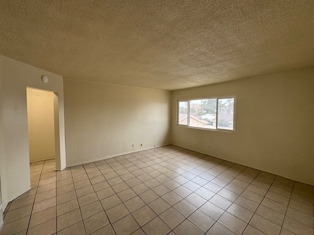 8037 Rose St in Paramount, CA - Building Photo - Building Photo