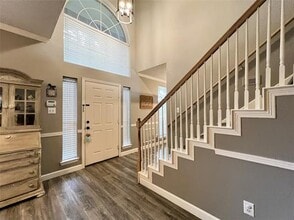 4056 Briarbend Rd in Dallas, TX - Building Photo - Building Photo