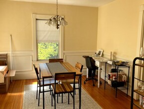 36 Beaconsfield Rd, Unit 2 in Brookline, MA - Foto de edificio - Building Photo